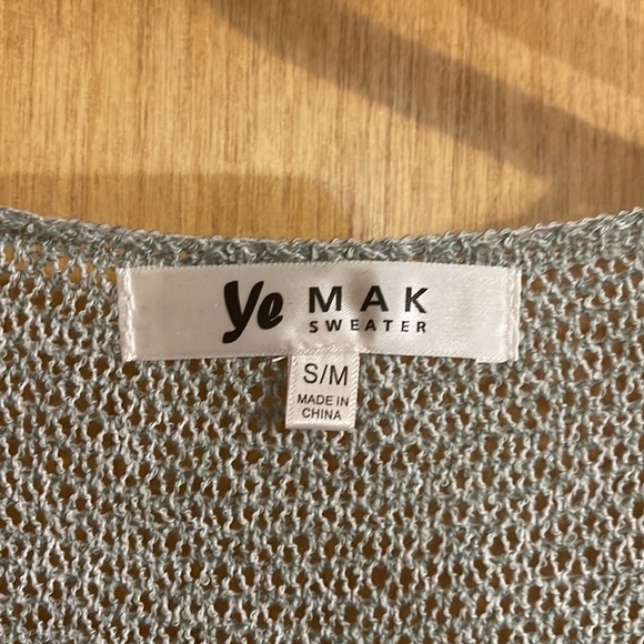 Green cardigan - Picture 3 of 5